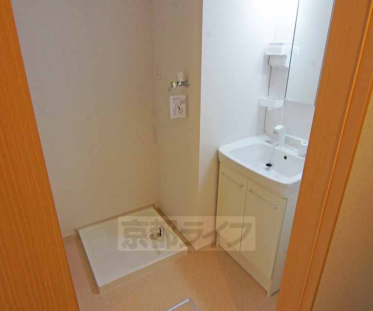 洗面設備　脱衣所がございます。