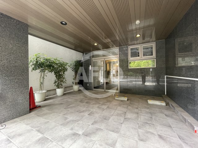 エントランス　フレンテ靭公園　エントランス