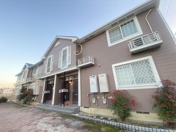 建物外観　かわいいハイツです！