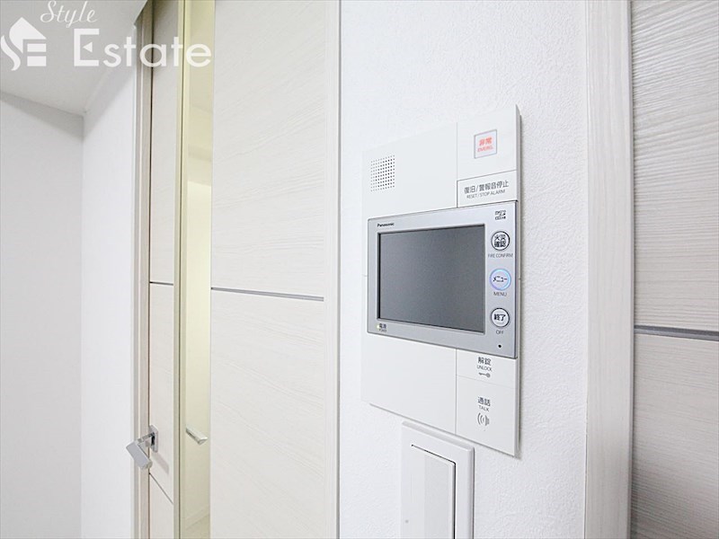 セキュリティ　モニター付きインターホン