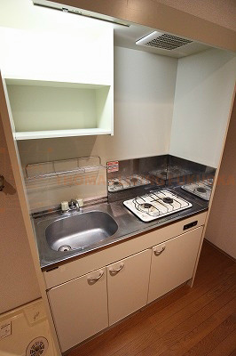 キッチン　2口ガスコンロ完備してます