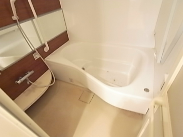 バス・シャワールーム　同物件別部屋