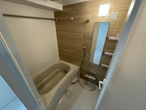 バス・シャワールーム　バス