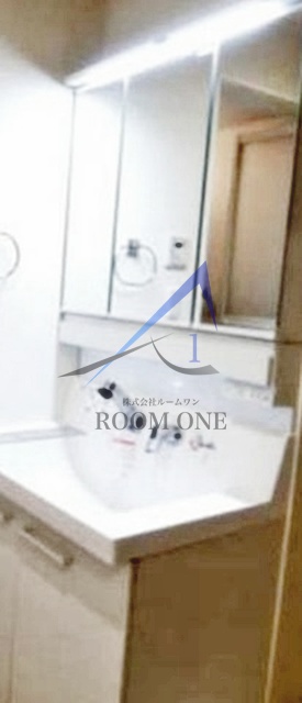 洗面設備　洗面台です。