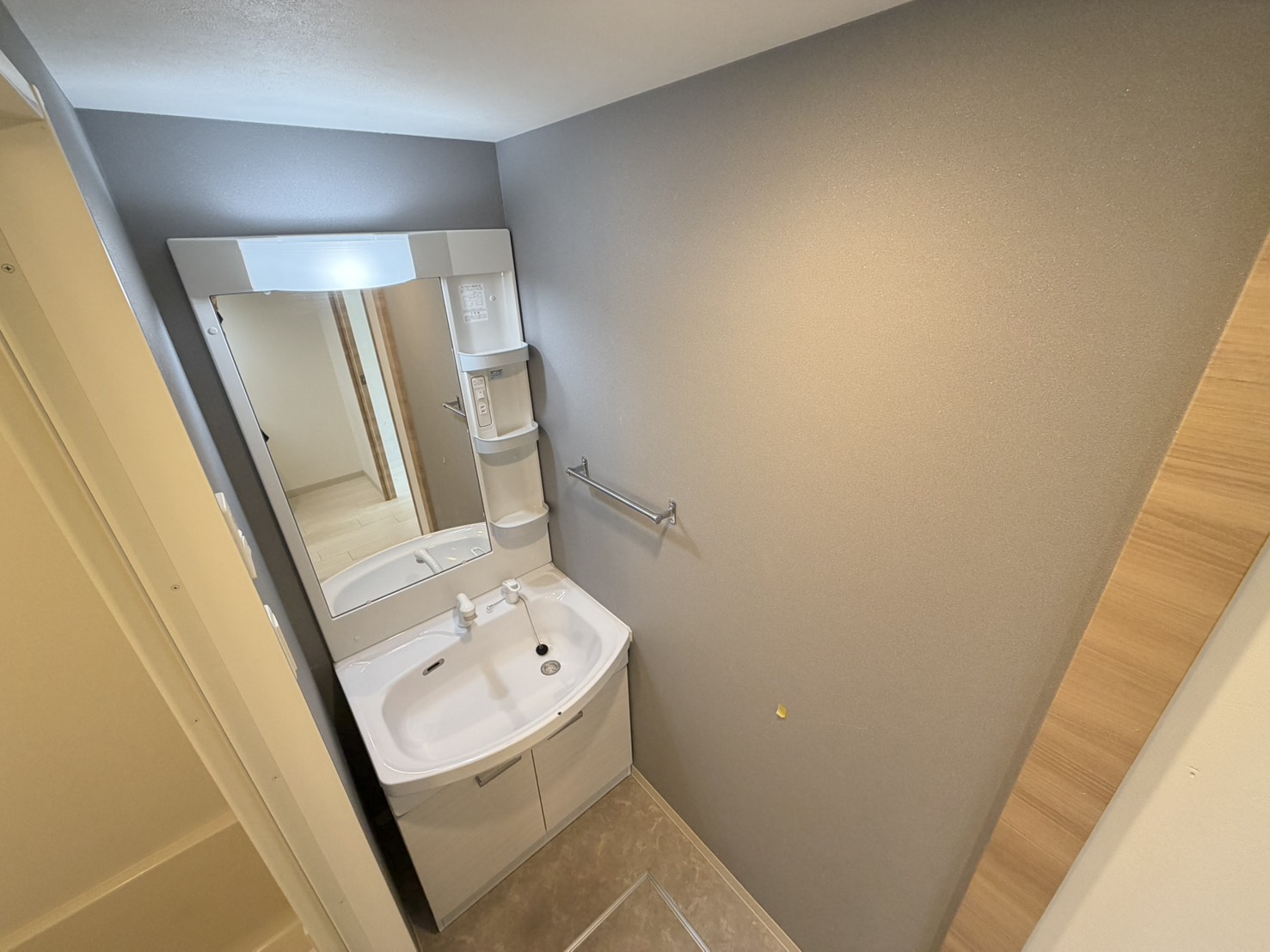 洗面設備　※同建物２階写真です。ご参考下さい。