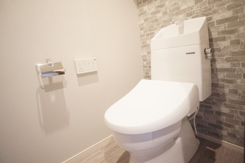 トイレ　別号室