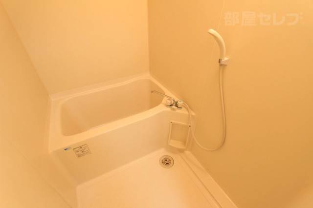 バス・シャワールーム　２０２号室