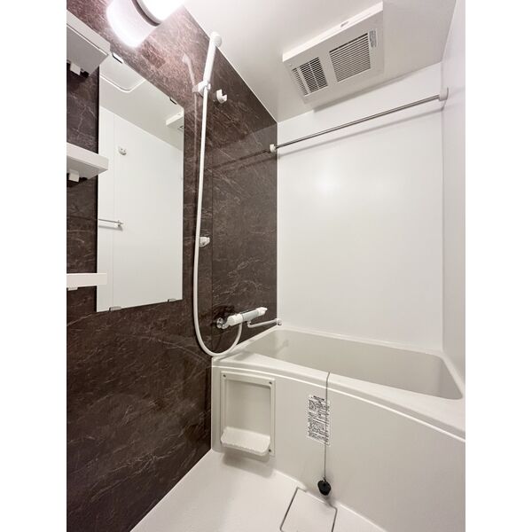 バス・シャワールーム　日々の暮らしに欠かせないお風呂です