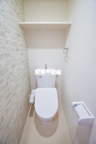 トイレ　※同マンション別部屋