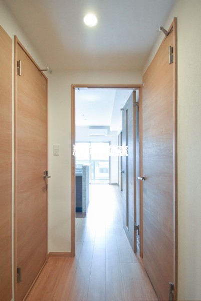 玄関　※同マンション別部屋