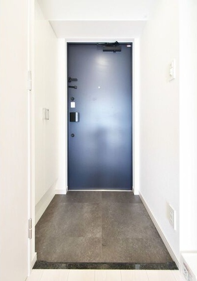 玄関　名古屋で一番初期費用の安い賃貸専門の不動産会社です(^^)