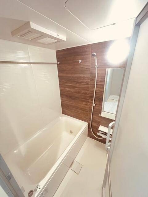 バス・シャワールーム　追い焚き機能付き