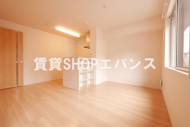 居室・リビング　ゆったり過ごせる居間です