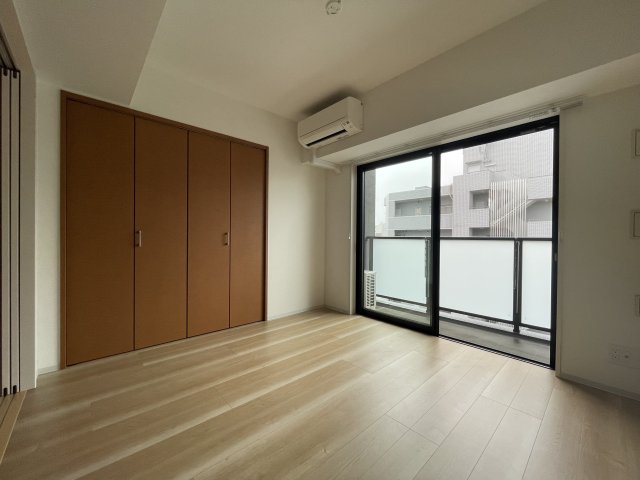 居室・リビング　別号室参考写真です。