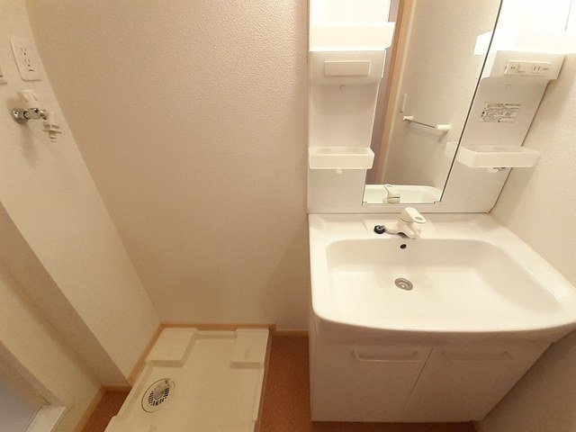 洗面設備　忙しい朝には欠かせない洗面所です