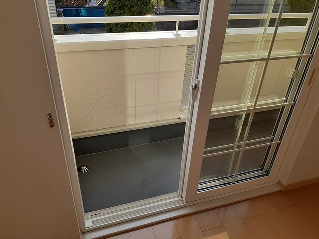 バルコニー　お洗濯にも便利なバルコニー付き