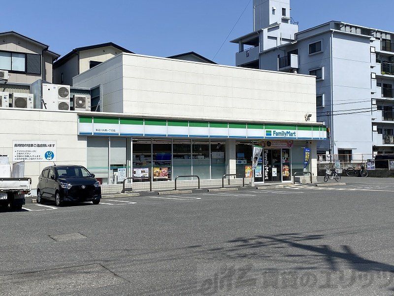 コンビニ　ファミリーマート東淀川大桐一丁目店（コンビニ）まで490m
