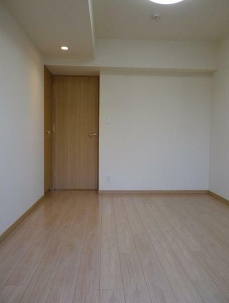 居室・リビング　明るい洋室！