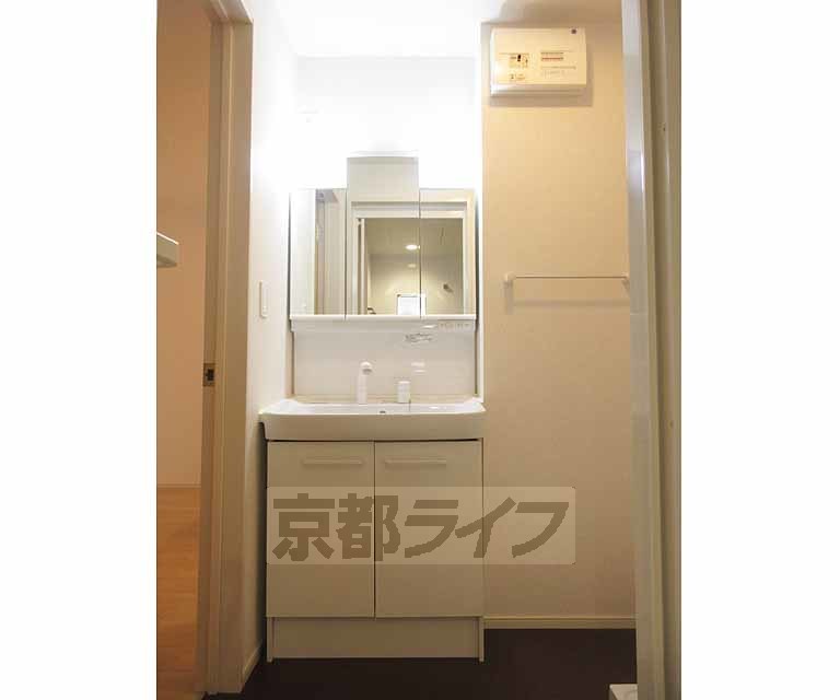 洗面設備　独立洗面台あります！