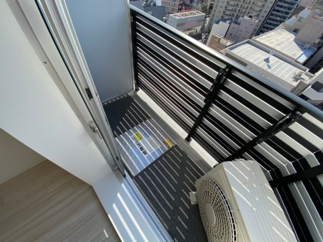 バルコニー　落ち着いた時間を過ごせるバルコニーです