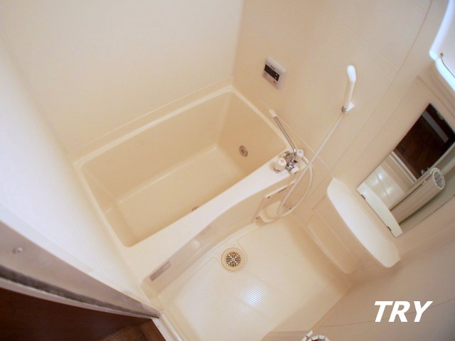 バス・シャワールーム　シャワー付き