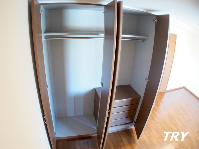 収納　洋室クローゼット