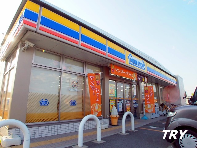 コンビニ　ミニストップ広陵町みささぎ台店（コンビニ）まで1021m