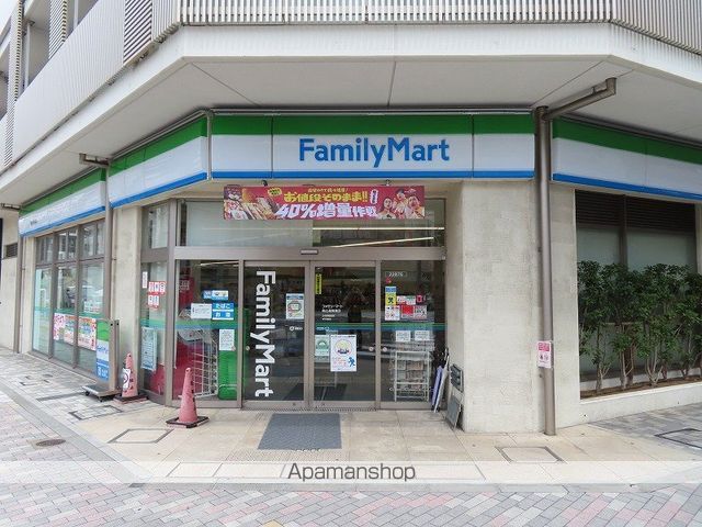 コンビニ　ファミリーマート駒込霜降橋店（コンビニ）まで465m