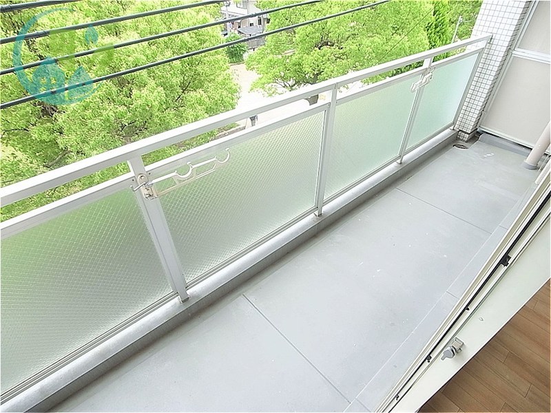 バルコニー　グリーンハウス大石