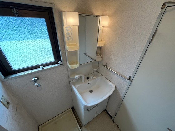 洗面設備　※別部屋の写真です