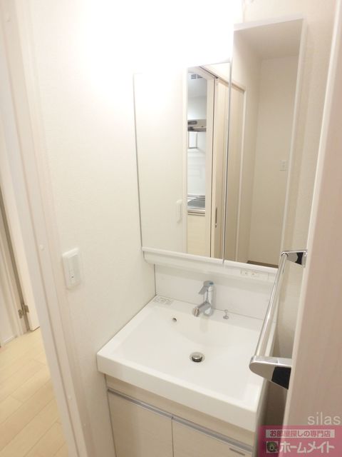 洗面設備　同仕様写真