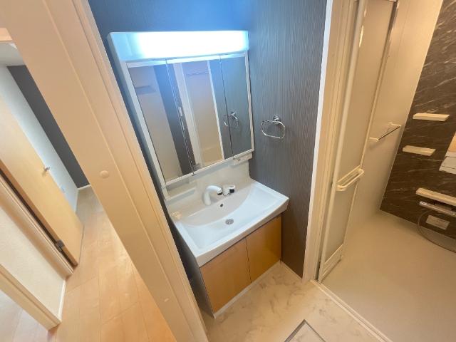 洗面設備　洗髪洗面化粧台（イメージ）