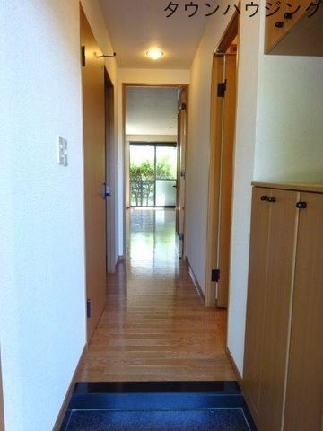 玄関　お問合せはタウンハウジングまで！※現地待合わせ相談可能