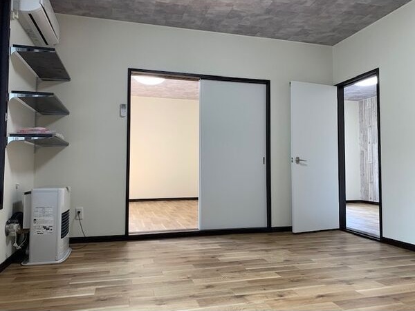 その他部屋・スペース　清潔感のある洋室です♪