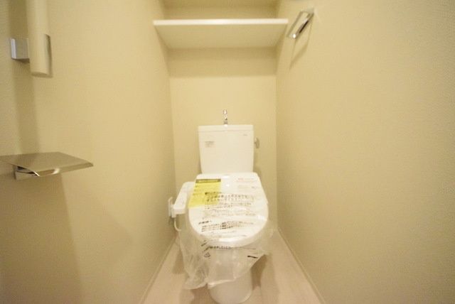 トイレ　写真は同タイプ住居です