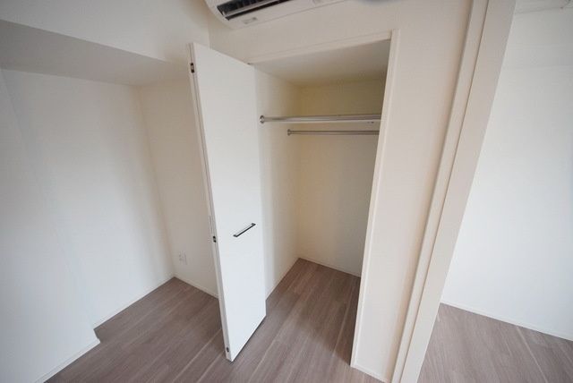 収納　写真は同タイプ住居です。