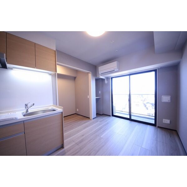 その他部屋・スペース　※別部屋の参考写真です。奇数階と偶数階でクロスの色が異なりま