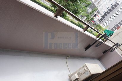 バルコニー　うれしいバルコニー付き！