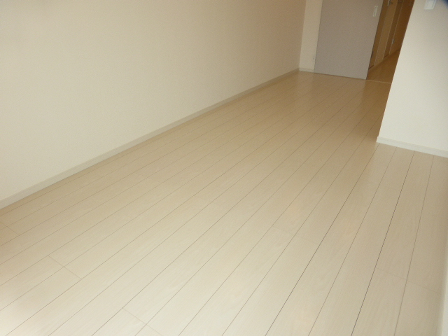 居室・リビング　9.6帖　ワイドな室内