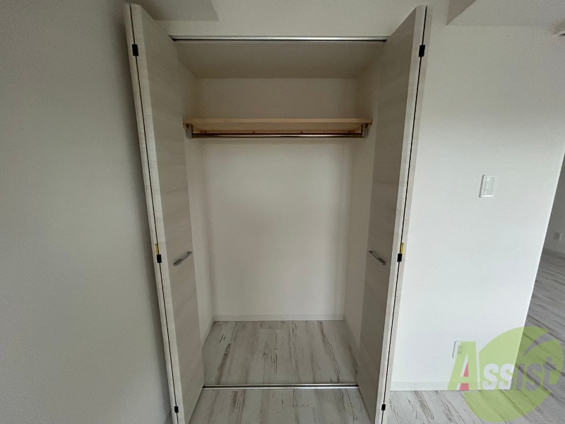 収納　寝室には収納があります。すっきり片づけましょう！