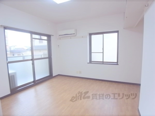 居室・リビング　洋室