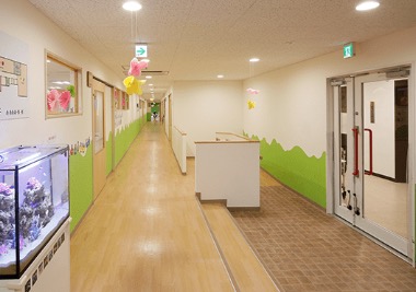 幼稚園・保育園　こころ新橋保育園（幼稚園・保育園）まで170m