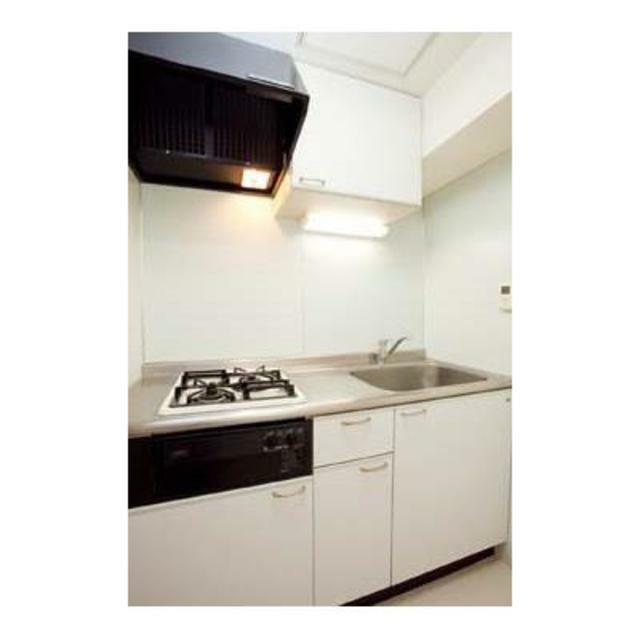 キッチン　※写真は同タイプ住戸です。