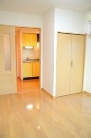 居室・リビング　6.4帖のお部屋。