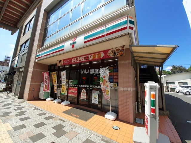 コンビニ　セブンイレブン 鹿児島西千石町店（コンビニ）まで405m