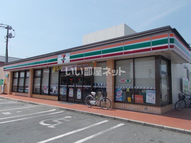 コンビニ　セブンイレブン 柳川西浜武店（コンビニ）まで651m