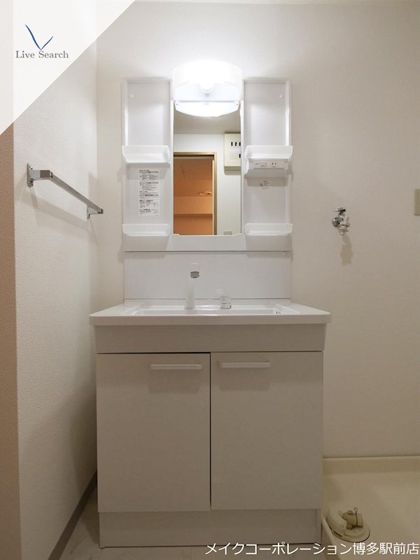 洗面設備　※写真は棟内別部屋参考写真です