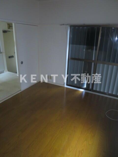 その他部屋・スペース　落ち着いて過ごせるお部屋なので、寝室にいかがでしょうか