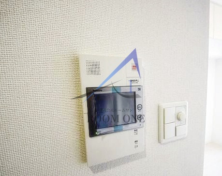 セキュリティ　モニター付きインターホンです。