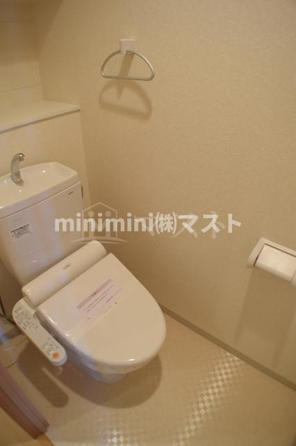 トイレ　※同マンション別間取り参考写真です